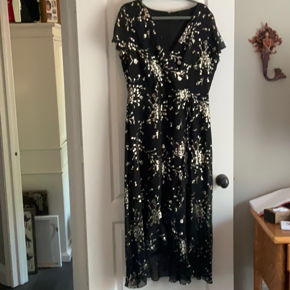 Kensie Elegant Black and Cream High Low Dress